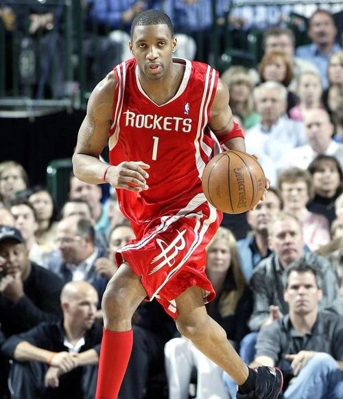 平均23.34岁，巴萨昨日首发阵容是队史近95年最年轻11人（巴萨昨日首发平均23.34岁，创近95年最年轻11人纪录）