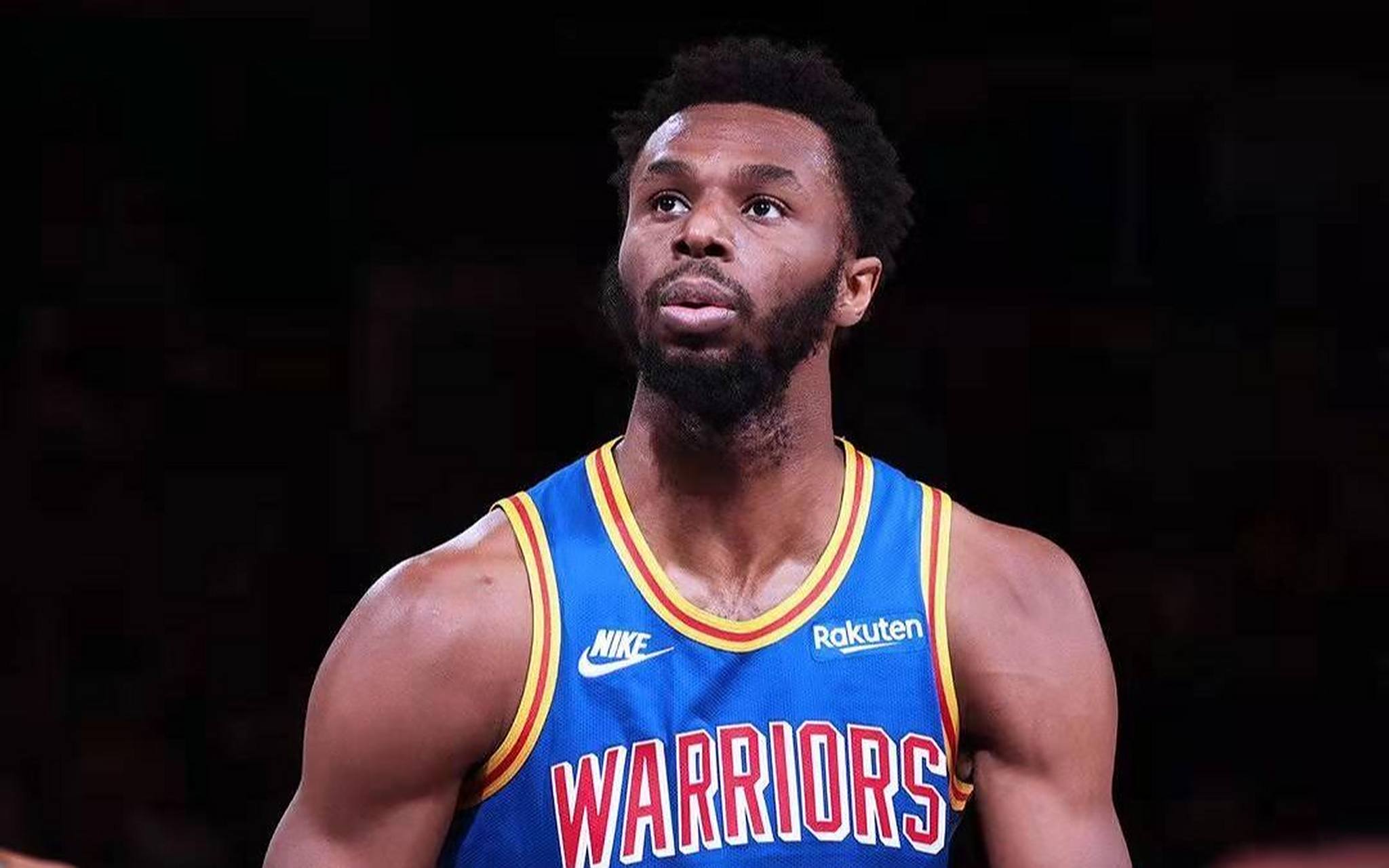 上海男篮39分大胜！新赛季开门红，弗格首秀10分，怀特塞德11分（上海男篮39分狂胜迎新季开门红，弗格首秀拿10分，怀特塞德贡献11分）