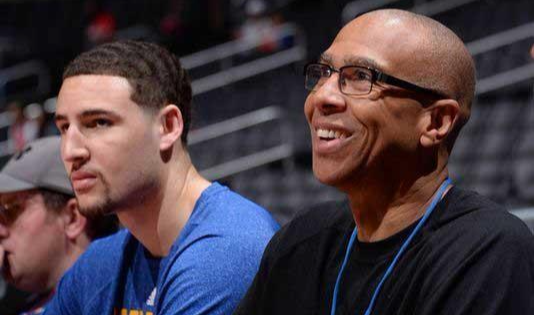 魔术vs马刺前瞻：马刺背靠背，魔术以逸待劳主场求胜（前瞻：马刺背靠背客场作战，休整占优的魔术主场冲胜）