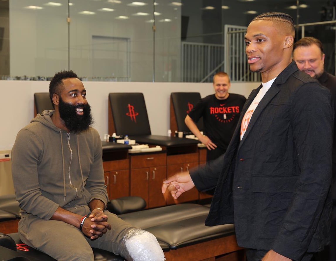 意媒：拜仁天才边锋利契纳或离队，尤文和米兰等队有意争夺（意媒曝拜仁天才翼锋利契纳或将离队，尤文、米兰等队竞逐签约）