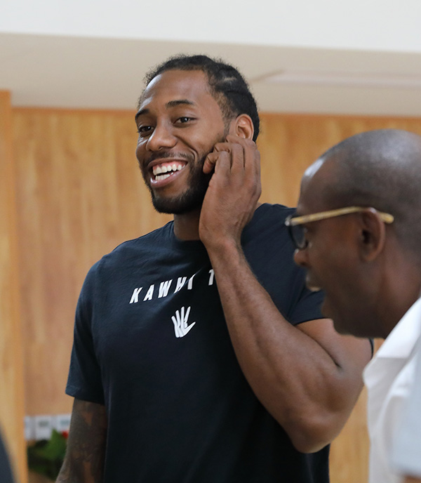 足球技巧如何从基础突破？（如何从基本功实现足球技术飞跃？）