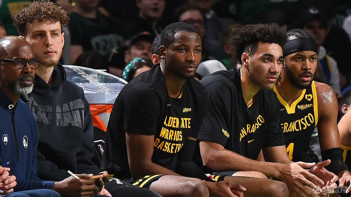 要离队？辽宁铁人外援姆本扎转发关于自己的转会传闻（去留成疑？辽宁铁人外援姆本扎转发涉己转会传闻）