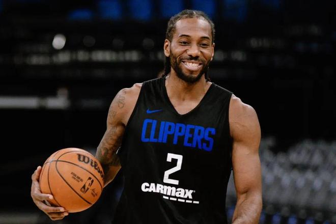 经纪人：米内罗竞技未与胡尔克就续约进行接触（经纪人：米内罗竞技尚未与胡尔克展开续约谈判）