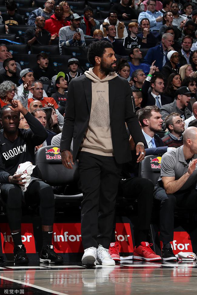 小蜘蛛未获最佳前锋提名，冈萨雷斯晒照：显然他们什么都不懂（小蜘蛛无缘最佳前锋提名，冈萨雷斯晒照质疑：他们根本不懂球）