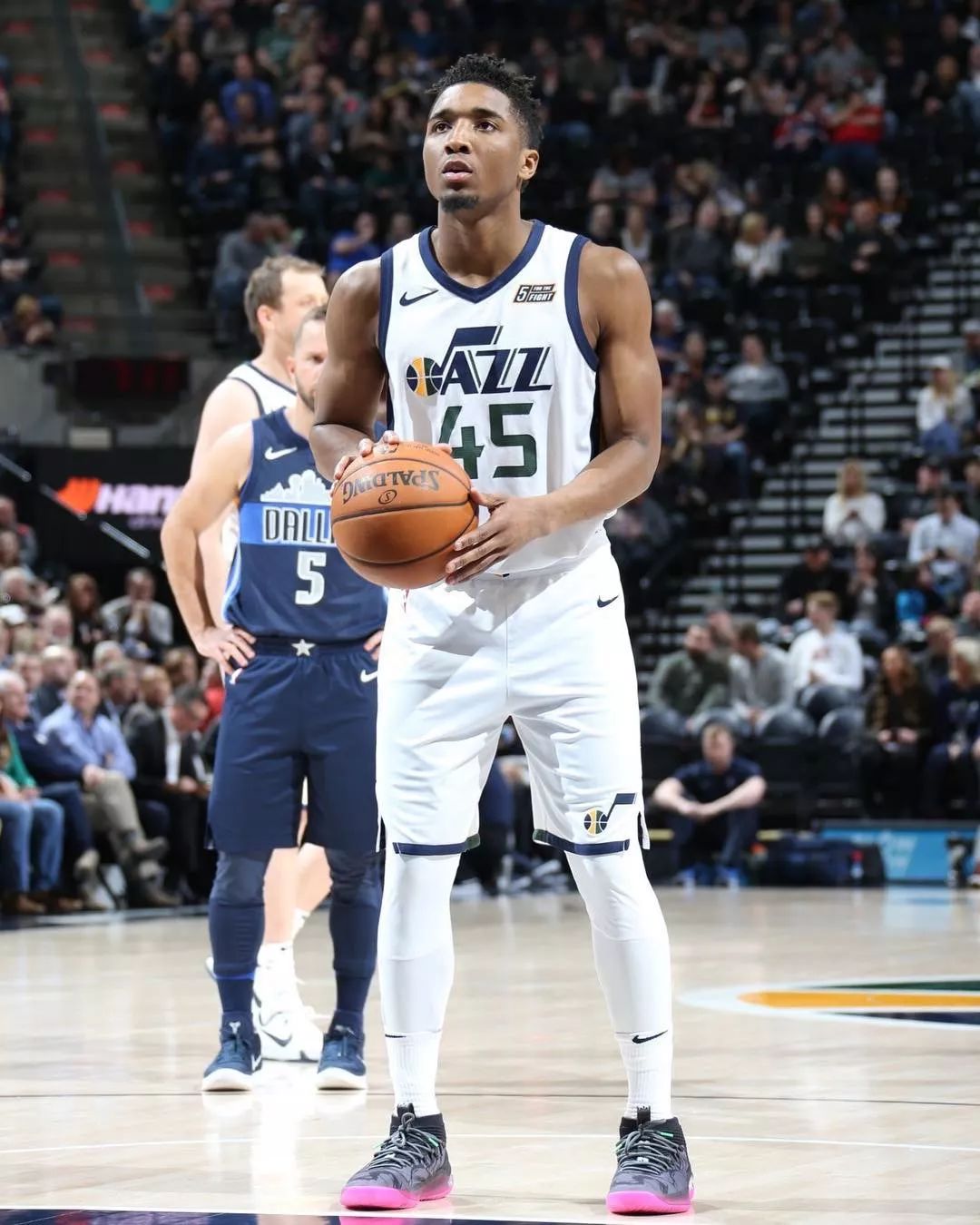 韩足晚报（2025.11.25）FC首尔夺取亚冠客场首胜（韩足晚报·2025.11.25｜FC首尔拿下亚冠客场首胜）